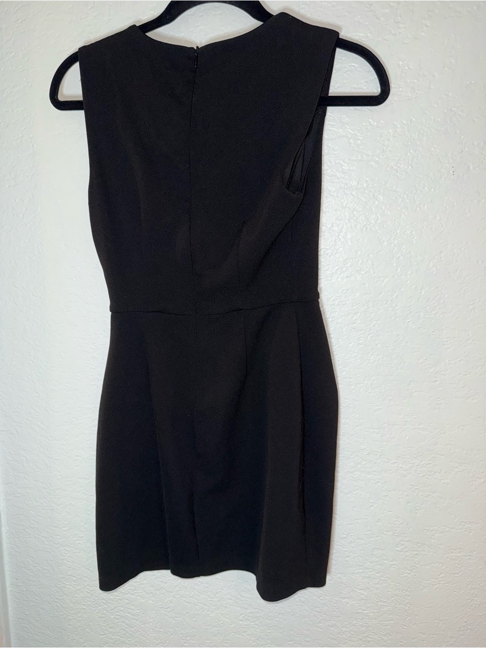 Forever 21 Black Sleeveless Mini Dress